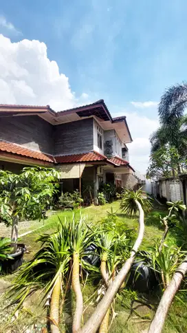 Di Jual Rumah Dekat Halte Transjakarta D'MASIV Jakarta Selatan