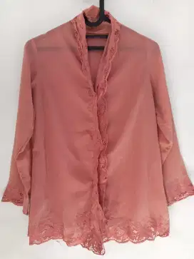 Preloved Kebaya Betawi Pink Salem
