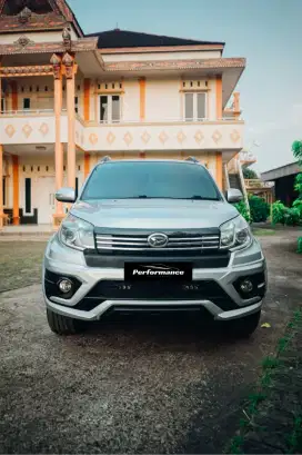 DAIHATSU TERIOS R ADVENTURE 1.5 AT 2016
