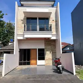 Rumah cash kpr kalisari  Cijantung   2 mobil parkir 3kt 2km