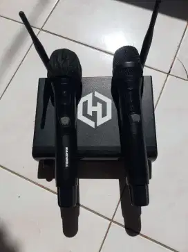 Mic hardwell champions 1