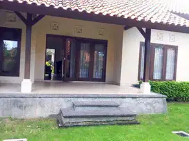 Rumah Berasa Villa di Perum Putra Bali Hill Nusa Dua, Bali
