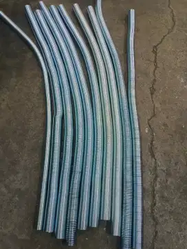 Spring cover hose
