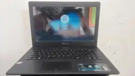 JUAL LAPTOP ASUS X452E AMD E1-2100 RAM4GB,HDD500GB,WIN10PRO,OFFICE2010