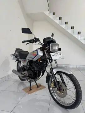 Yamaha RXK135 motor keren dengan surat lengkap & harga bersahabat