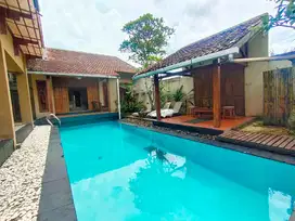 Rumah Kolam Renang View Sawah Jalan Palagan