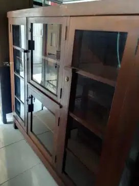 Bufet Kaca Kayu Jati Lawas