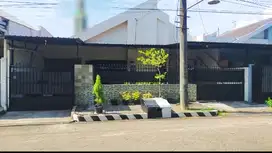 Rumah Raya Kutisari Indah Cocok untuk usaha deket universitas petra ub
