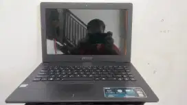 JUAL LEPTOP ASUS X452E AMDE1-2100 APU RAM4GB HDD500GB WIN10PRO