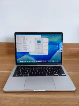 Macbook Pro 2020 i7 13 Second Garansi