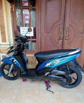 mio j th. 2012 warna biru