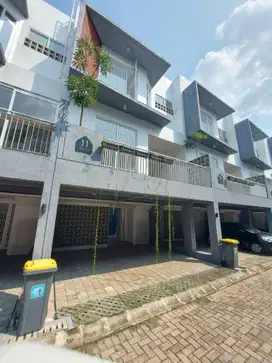 Rumah baru dalam cluster dekat Cinere Mall