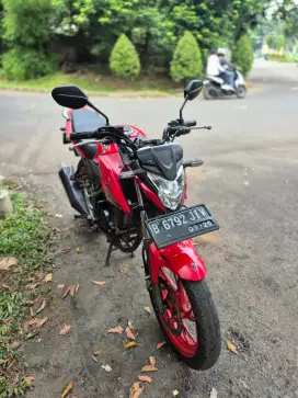 Honda CB150R tahun 2016 pajak hidup panjang