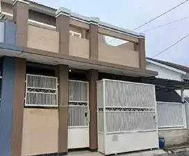 Dijual rumah murah BU Perum Royal Paka