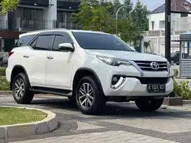 Toyota Fortuner 2.4 VRZ AT 2018 Pajak Panjang