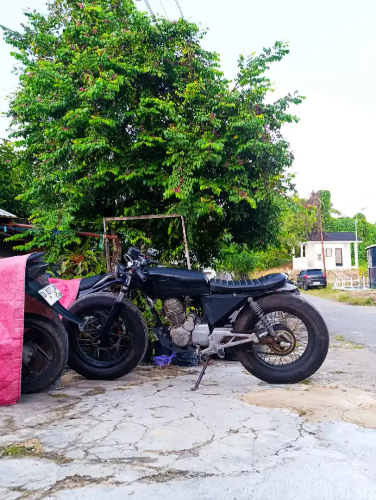 Motor Honda Megapro Bratstyle Bratcafe Japstyle Modif