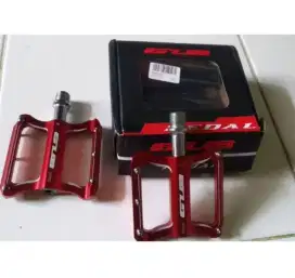 Pedal GUB bearing ringan pipih utk mtb, seli, touring sepeda
