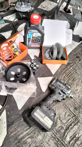 Di cari Mekanik / Montir Motor Berpengalaman! Baca deakripsi