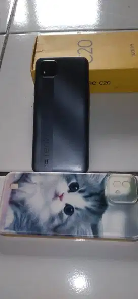 Assalamualaikum ..Bismillah mau jual hp second realme c20 2/32