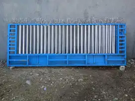 PINTU PAGAR BEKAS
