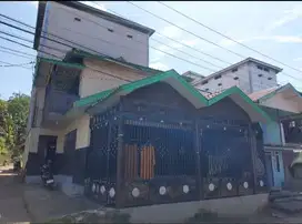 Dijual rumah pribadi beserta ada gedung waletnl