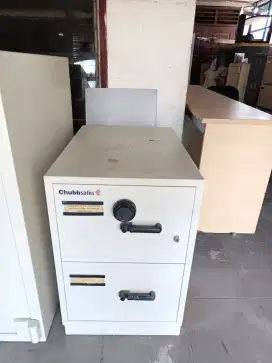 Brankas Seken Merk Chubb Safes
