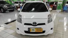 Toyota Yaris tipe E 1.5 AT 2013 KM. 60ribu warna Putih.