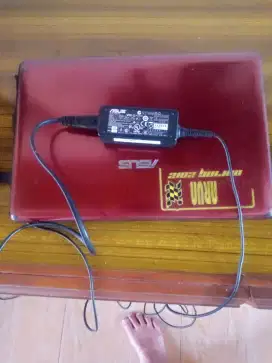 Laptop asus bekas