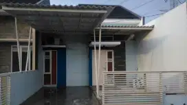 Rumah Nyaman Dikontrakkan di Perum Golden Berry Menganti– Siap Huni!