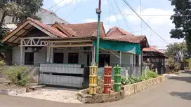 Kawaluyaa taman rafflesia luas 134 rumah hoek 1 lantai