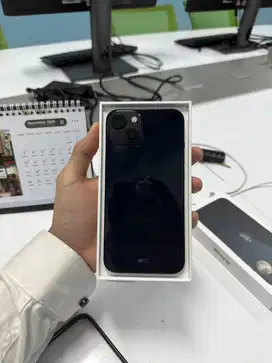 IPHONE 13 IBOX 128 MIDNIGHT GARANSI SAMPE DESEMBER