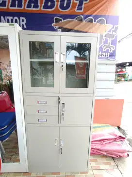 Lemari Arsip Plus Laci Dan Locker