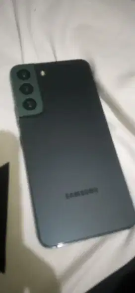 Samsung s22 5G 8128