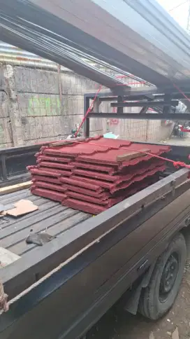 Atap genteng metal pasir