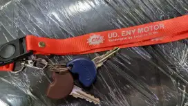 UD ENY MOTOR-VESPA GTS 150 2022 TINGGAL PAKAI