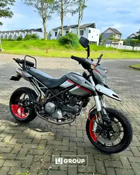 FOR SALE!! Ducati Hypermotard 796 2012