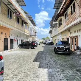 DIJUAL TOWNHOUSE JALAN SETIA JADI KOMPLEK KRAKATAU GARDEN - PASAR III