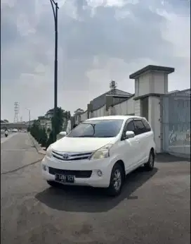 Toyota Avanza 2013 Bensin