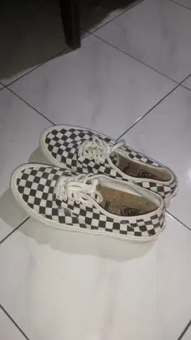 VANS AUTHENTIC SF ECO THEORY BLACK CHECKERBOARD/ MARSMALLOW.