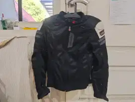 Jaket touring wanita