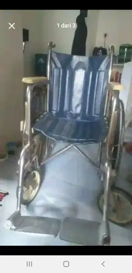 Kursi roda siap pakai