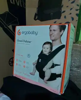 Ergobaby omni deluxe - onyx black (NEW)