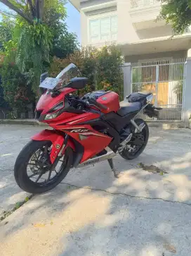 Yamaha R15 V3 2017 mulus