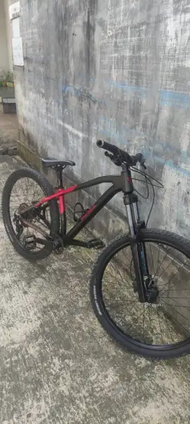 dijual sepeda Thrill wreak 3.0