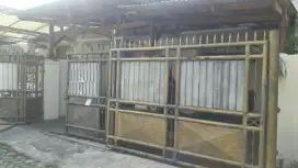 Sewa rumah hadap selatan di Medokan Asri