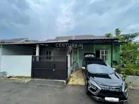 Rumah Strategis Dekat Stasiun Di Komplek Bukit Mekar Wangi Bogor