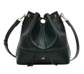 Preloved Tas Povilo