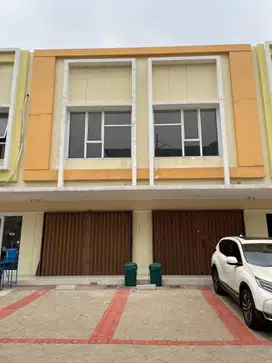 Dijual Ruko Gandeng 2 unit Arcadia Grande Gading Serpong