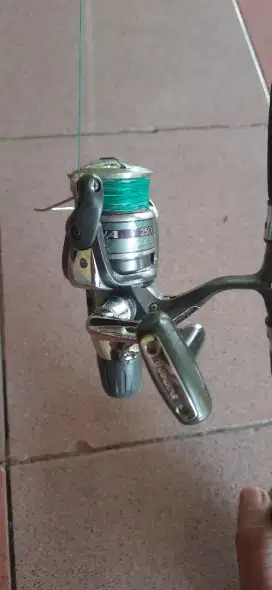 Reel shimano SIENNA-2500RD