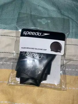 speedo plain moulded silicone cap